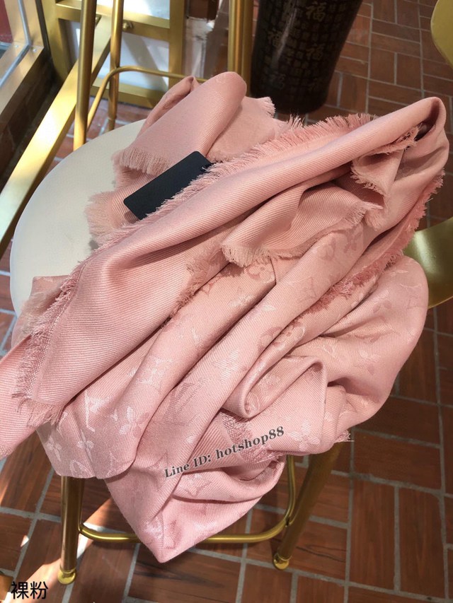 LV專櫃新品路易威登暗紋提花Monogram圖案時尚大方巾 mmyj1588